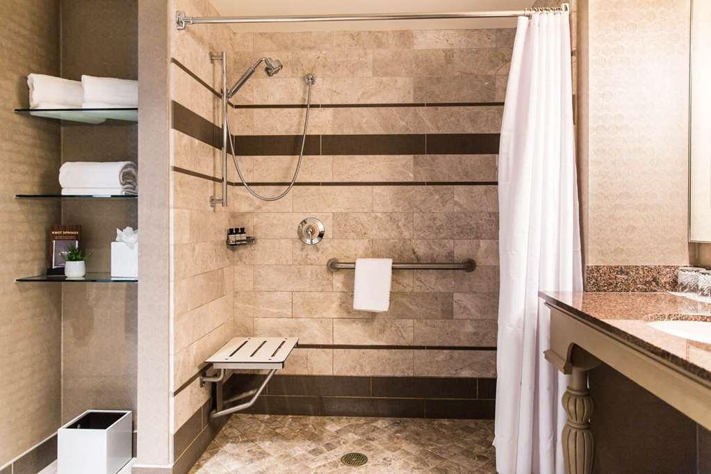 Dossier Hotel Portland Room photo